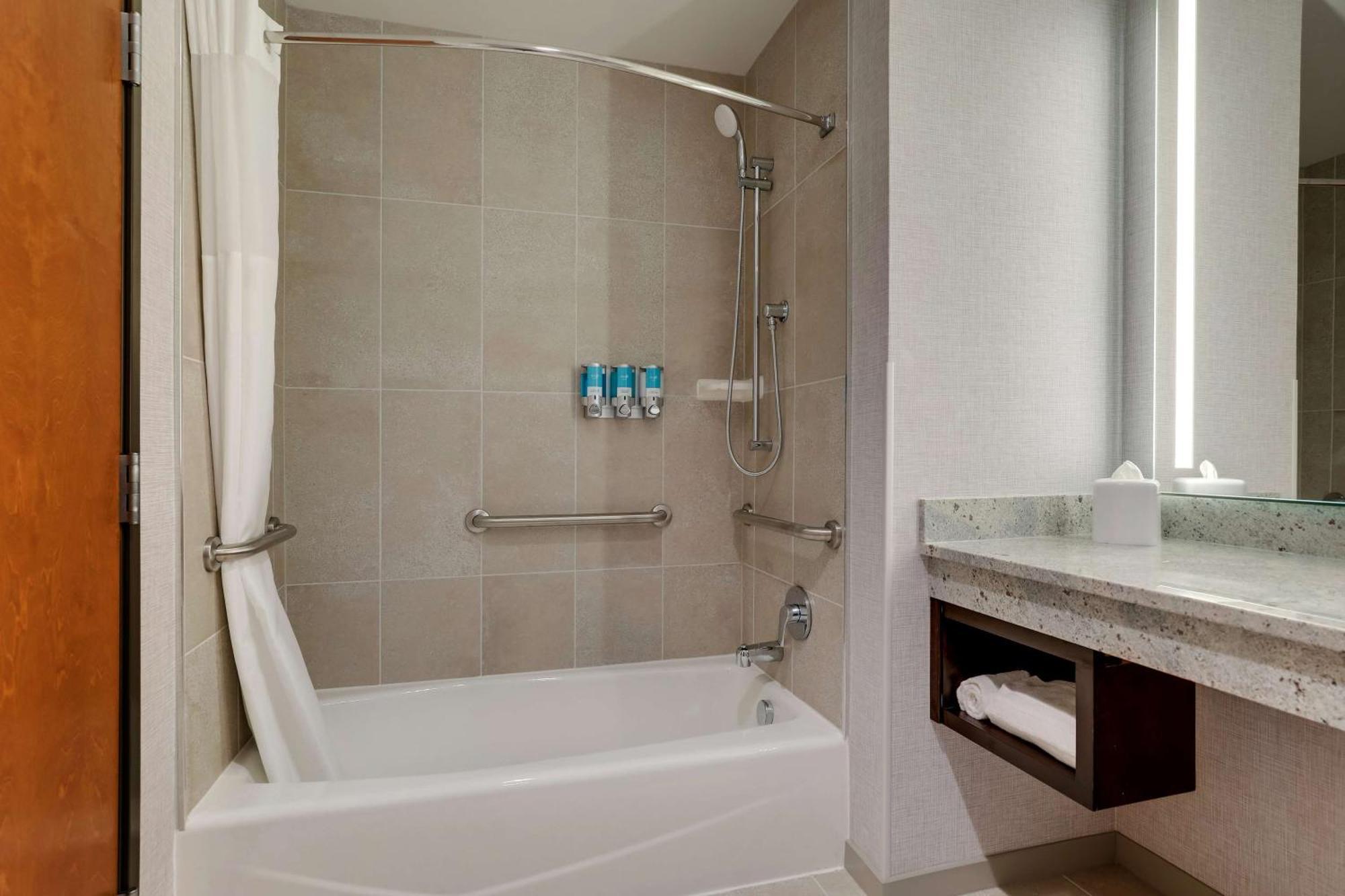 Drury Plaza Hotel Cincinnati Флоренция Экстерьер фото