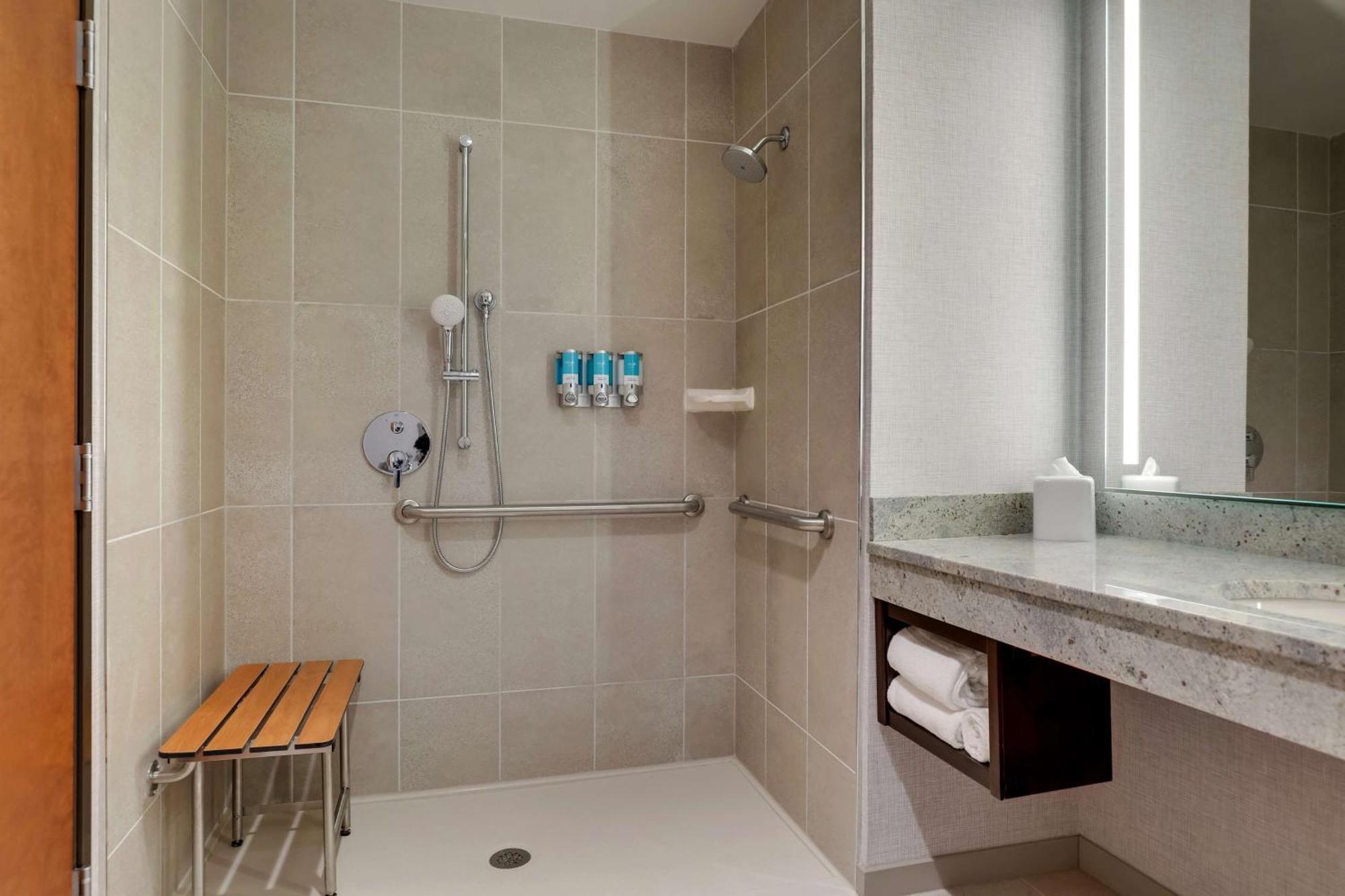 Drury Plaza Hotel Cincinnati Флоренция Экстерьер фото