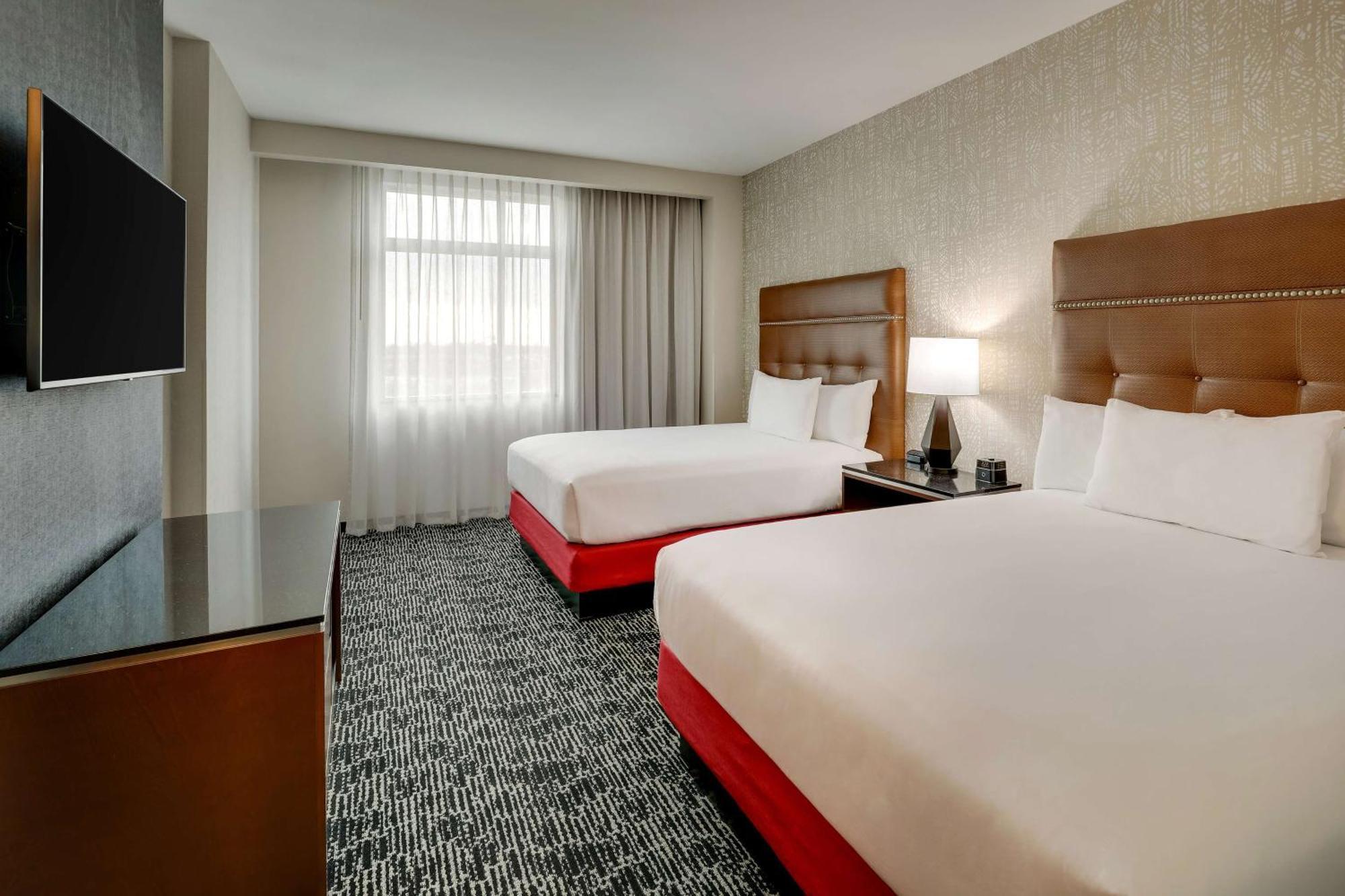 Drury Plaza Hotel Cincinnati Флоренция Экстерьер фото