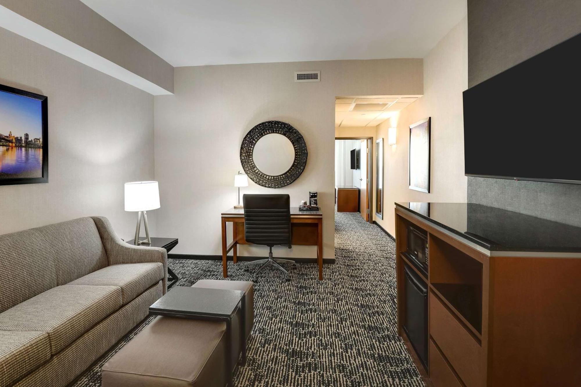 Drury Plaza Hotel Cincinnati Флоренция Экстерьер фото